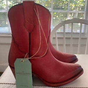 Red Mezcalero leather cowboy boots